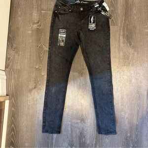 Revolution by Revolt. Size 7.